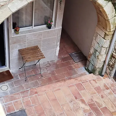 Dortoir En Partage Lit Individuel Apartment
