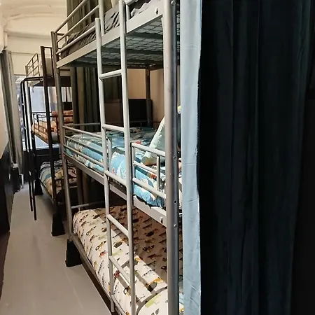 Dortoir En Partage Lit Individuel * Bagnols-sur-Ceze