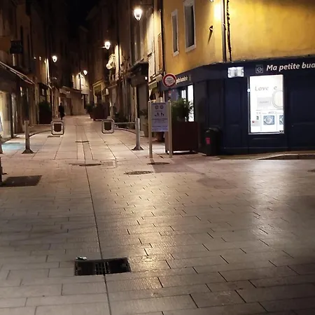 Dortoir En Partage Lit Individuel